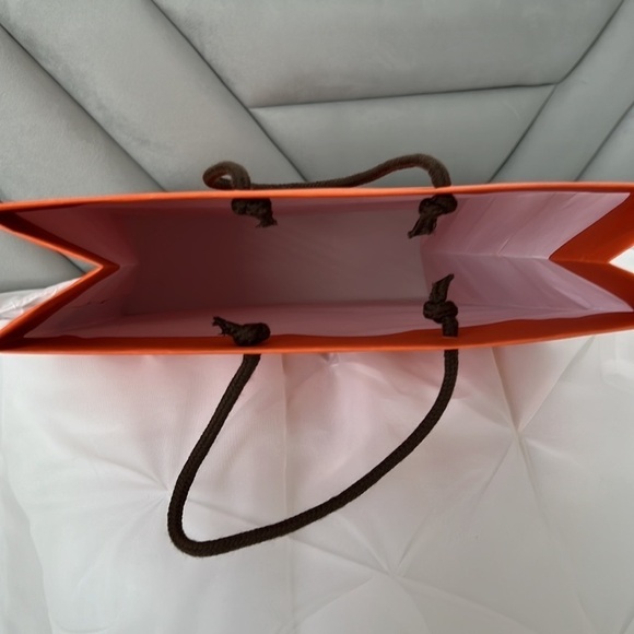 HERMES GIFT BAG - Picture 6 of 8